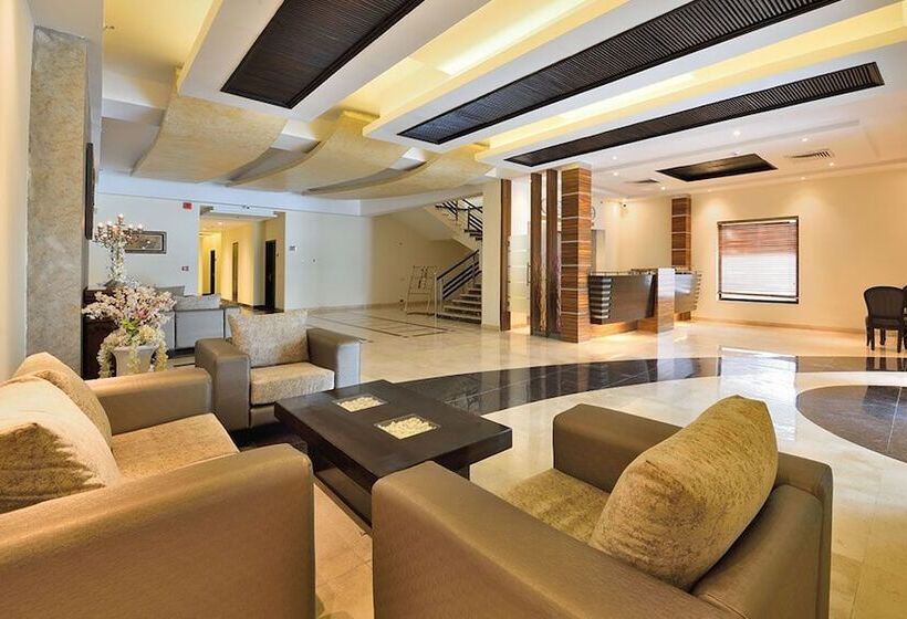 فندق Westend Inn