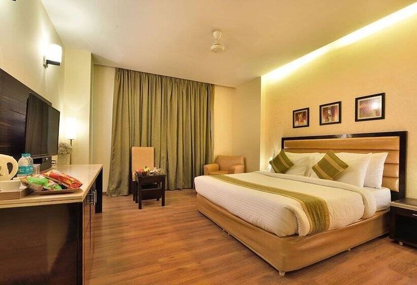 فندق Westend Inn