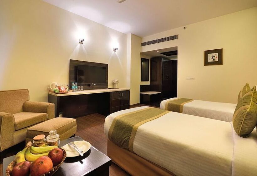 فندق Westend Inn