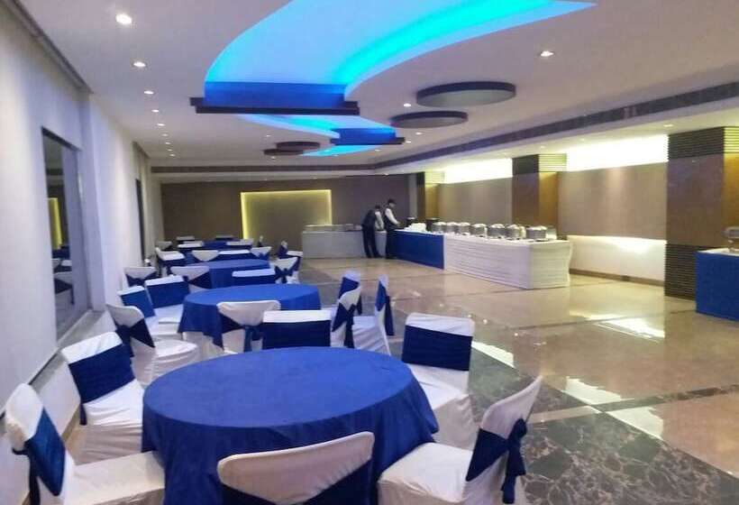 فندق Westend Inn