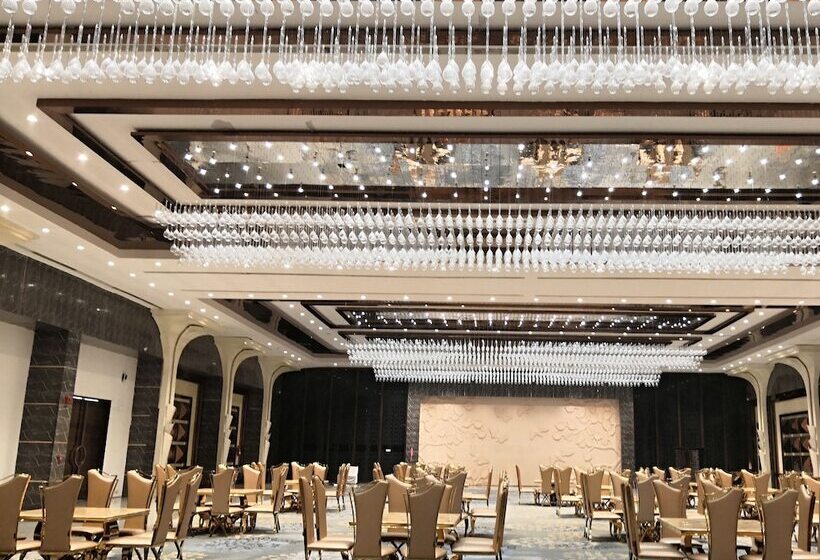 فندق Westend Inn