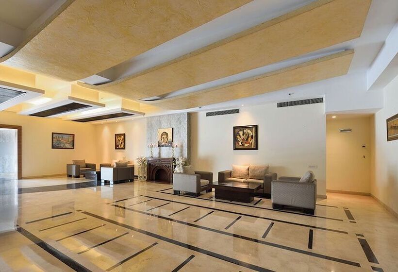 فندق Westend Inn