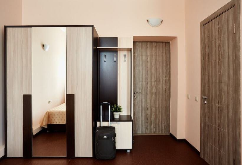 Kashirskaya Hotel Tyumen Centre