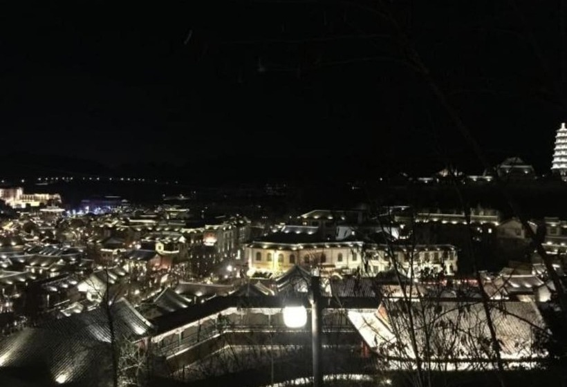 Laidback Moments Inn  Gubei Water Town