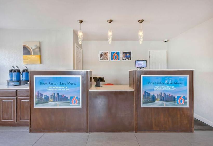 Motel 6 Falls Church, Va   Arlington Boulevard