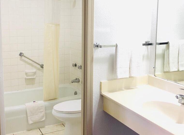 Motel 6 Falls Church, Va   Arlington Boulevard