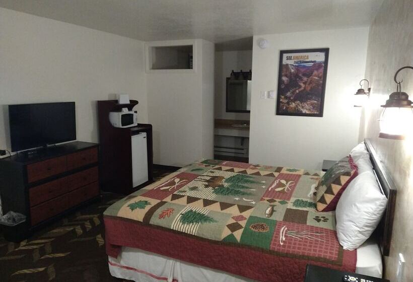 モーテル High Desert Inn