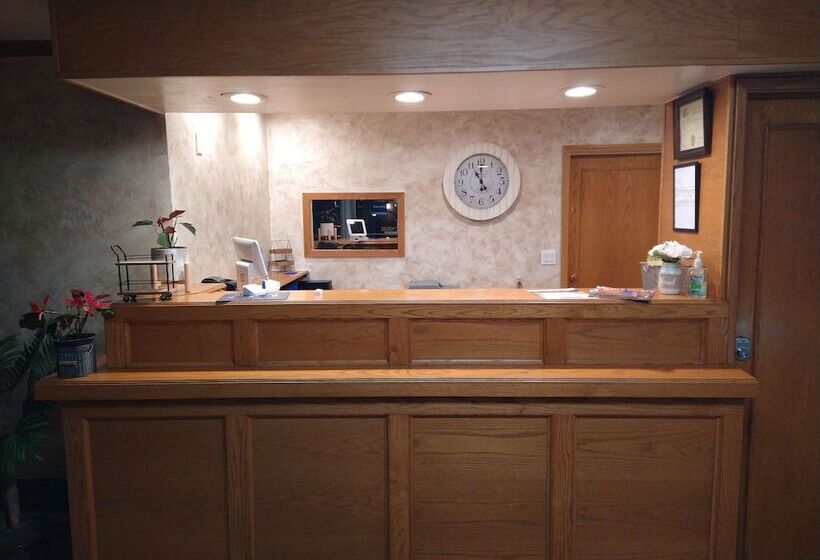 モーテル High Desert Inn