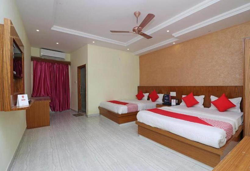 Oyo 16395 Hotel G K Palace