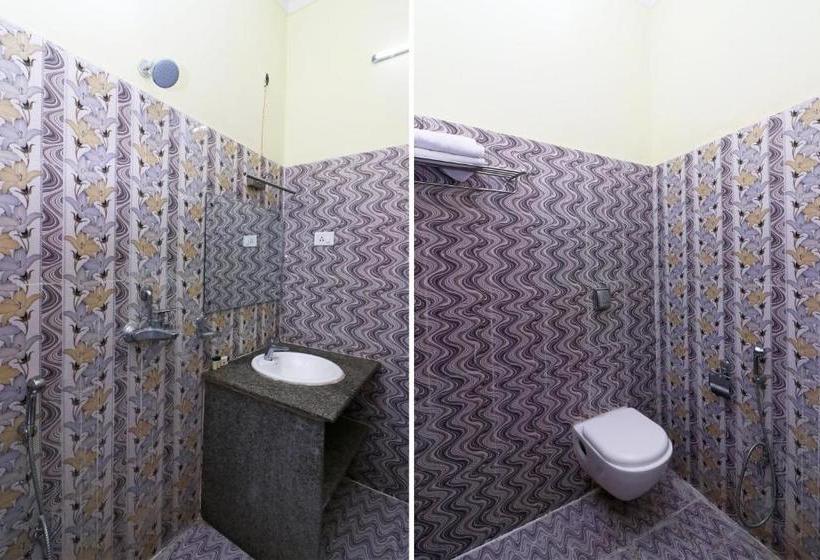 Oyo 16395 Hotel G K Palace