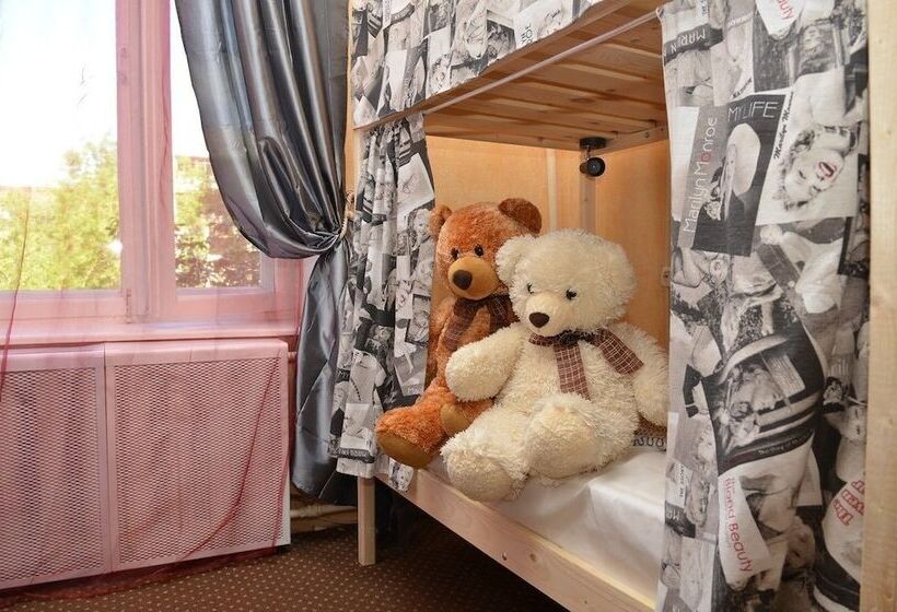 Teddy Hostel