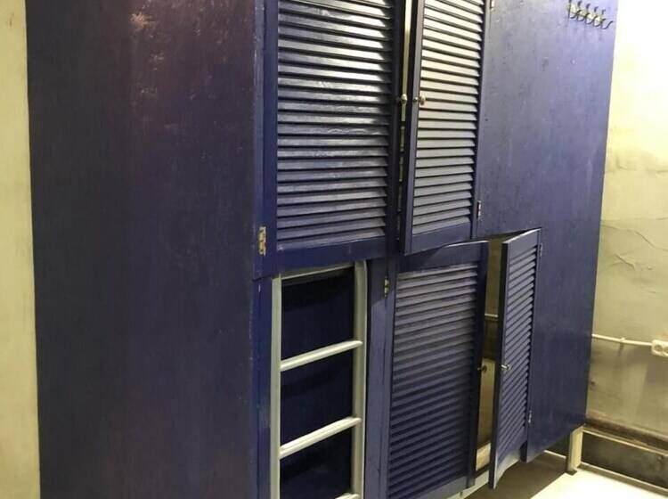 Thes Bed&breakfast Hostel