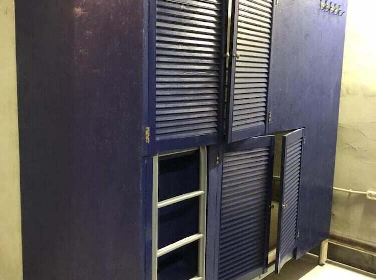 Thes Bed&breakfast Hostel