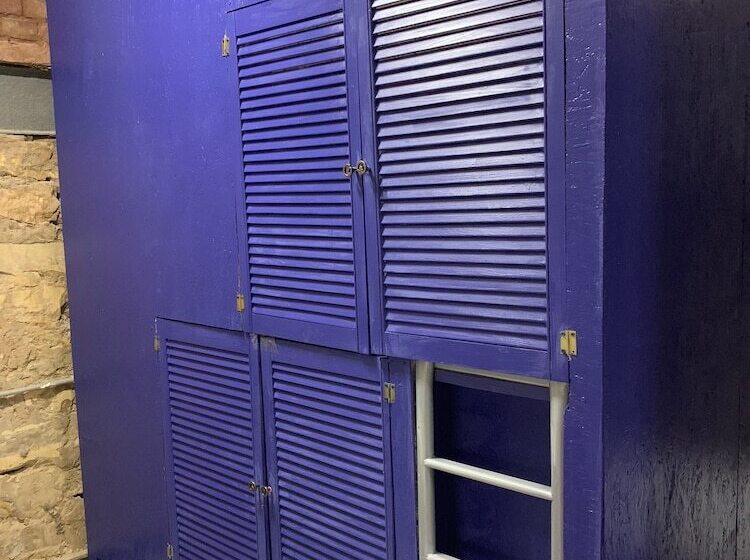 Thes Bed&breakfast Hostel