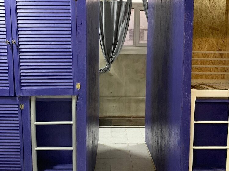 Thes Bed&breakfast Hostel