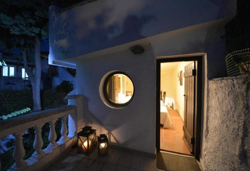 Troullos Traditional Homes