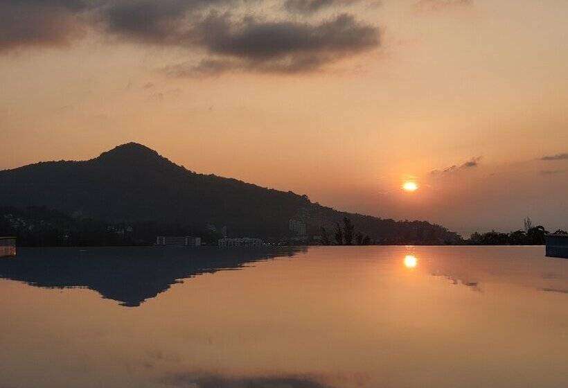 Baan Chom View Kamala