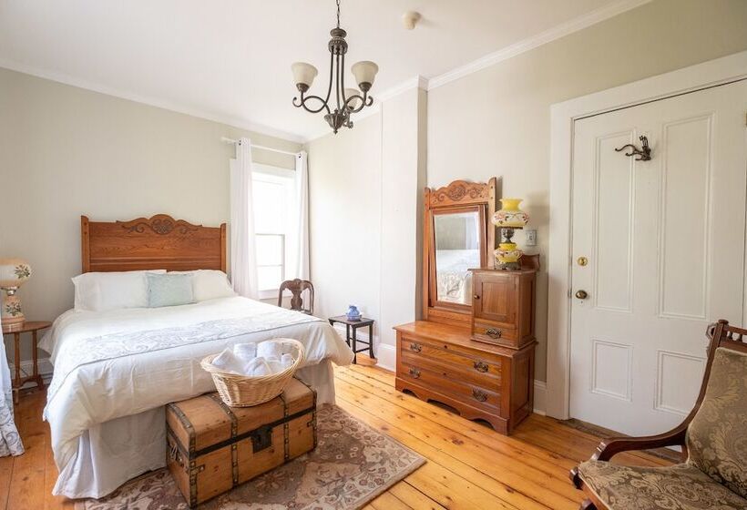 مبيت وإفطار Carlisle House Inn