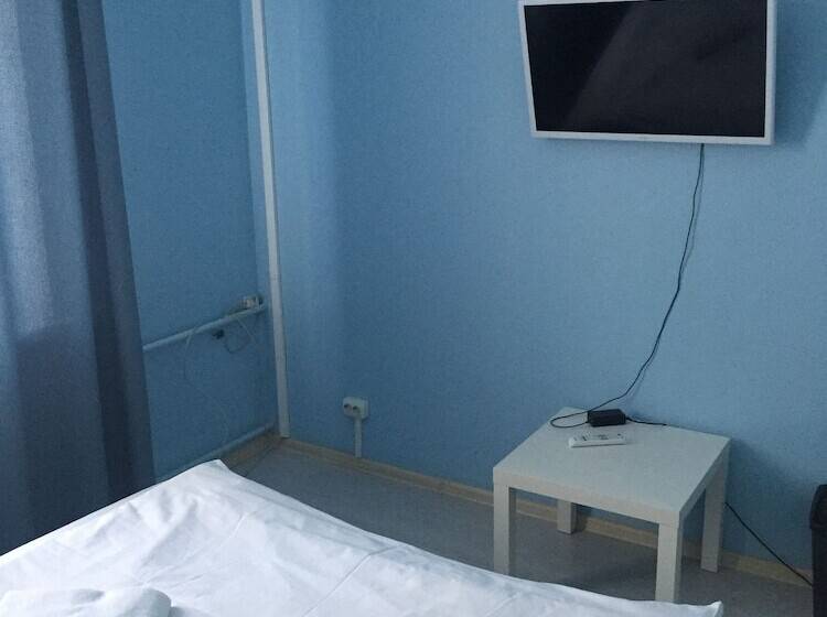 Brig77 Hostel