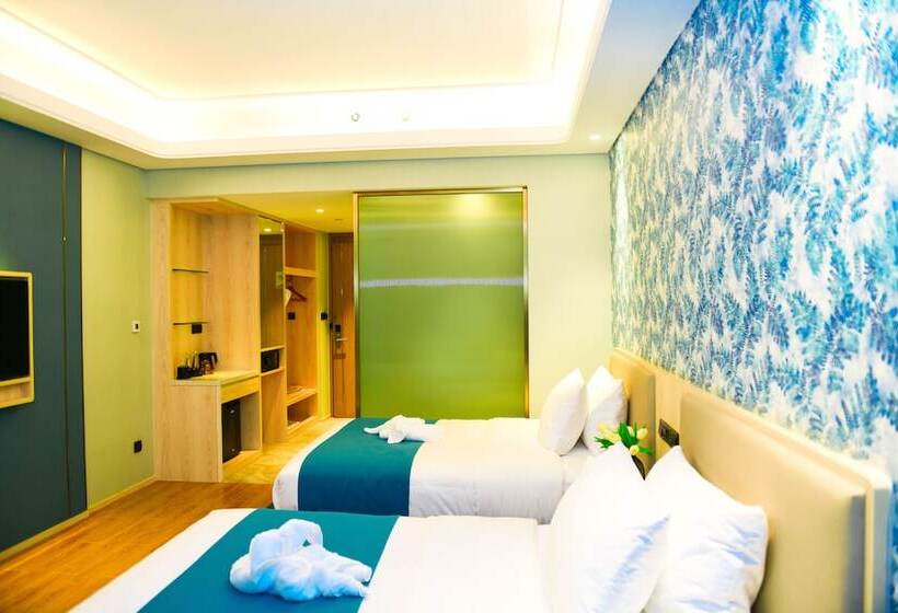 Emerald Bay Hotel Fuxian Lake