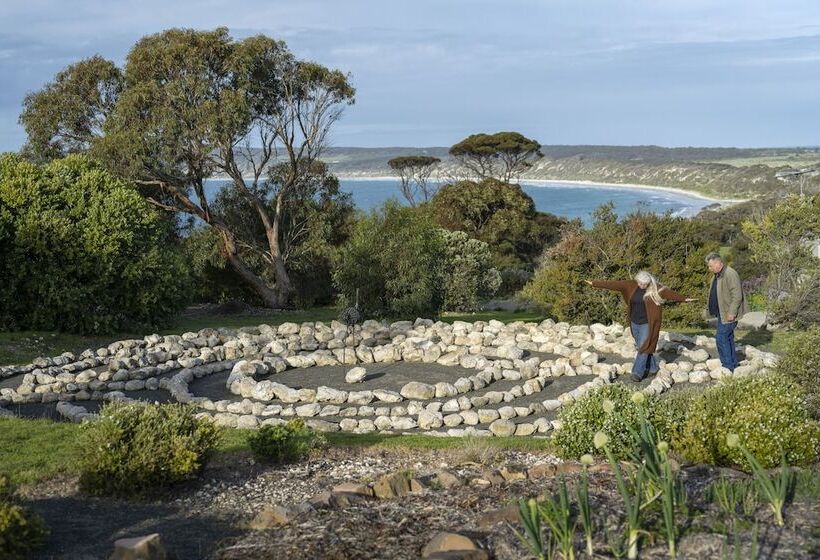 Emu Bay Holiday Homes
