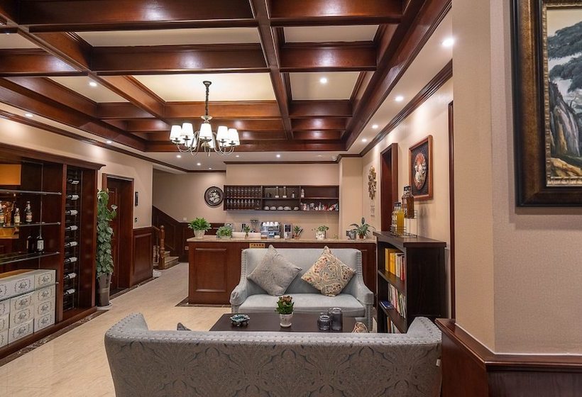 Floral Hotel Tengchong Yishuli Hotspring