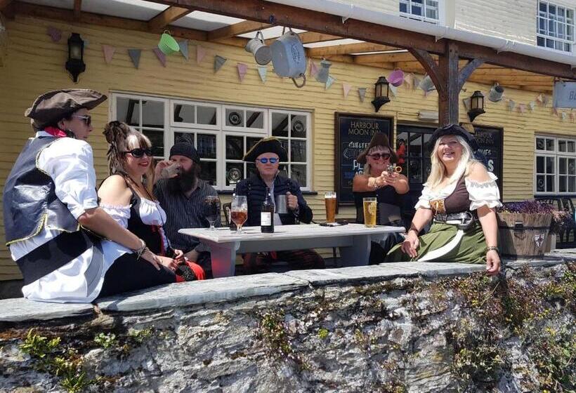 فندق فئة نجمة واحدة The Harbour Moon