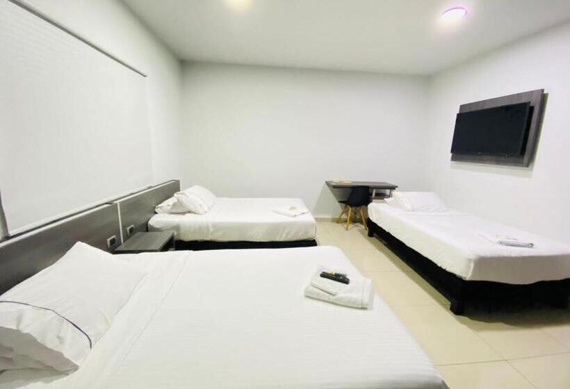 בית מלון כפרי Doral Inn