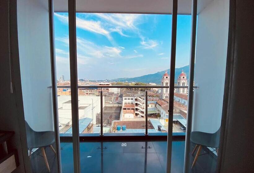 בית מלון כפרי Doral Inn