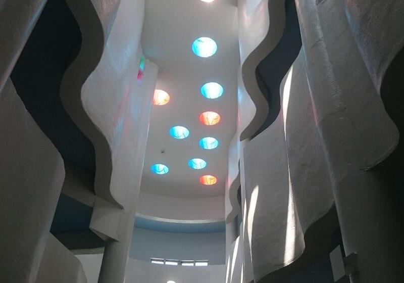 בית מלון כפרי Eef Condominium Kumejima