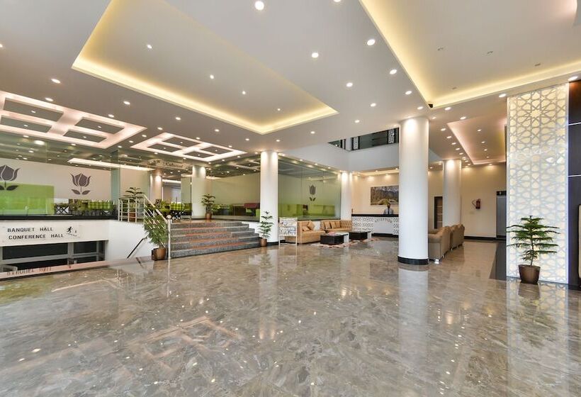 Hotel Golden Leaf Kashmir