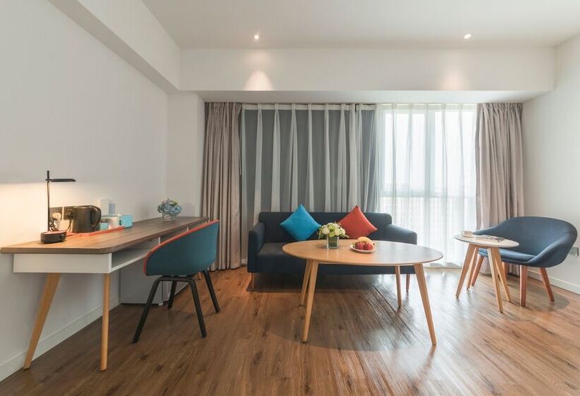 Otel Holiday Inn Express Qingdao Chengyang Central, An Ihg