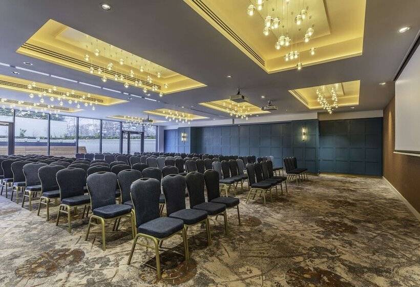 בית מלון כפרי Hyatt Centric The Liberties Dublin