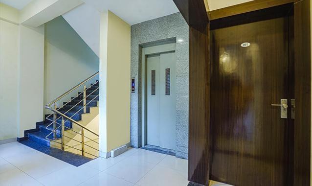 هتل Jk Rooms 126 Parashar Legacy   Opp Railway Station