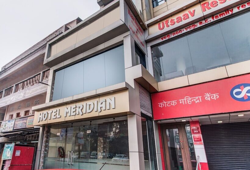 호텔 Meridian By Oyo Rooms