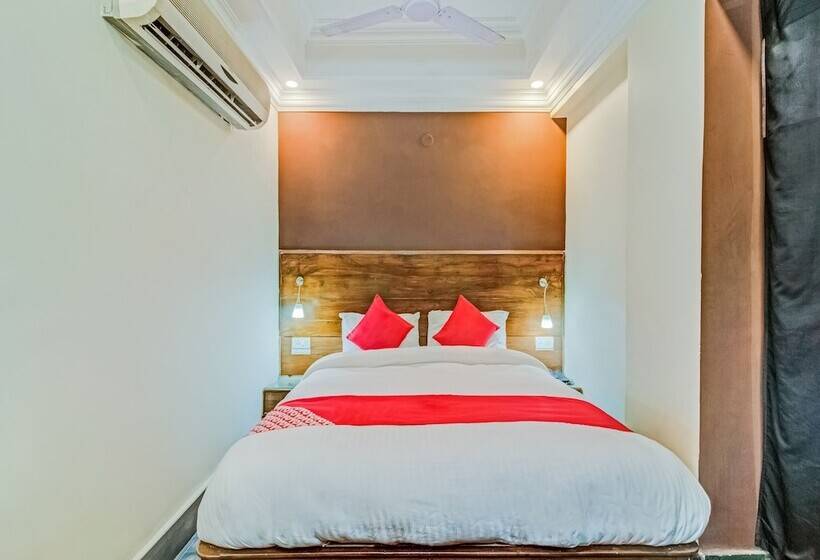 호텔 Meridian By Oyo Rooms