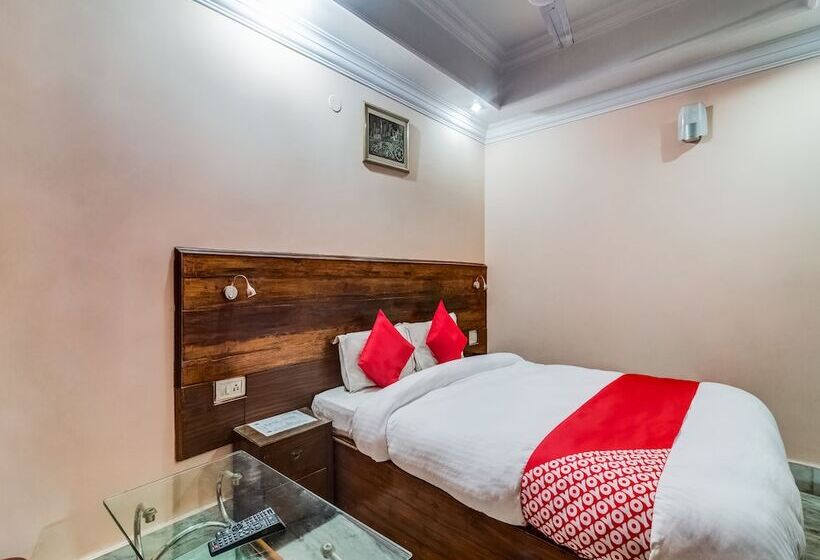 호텔 Meridian By Oyo Rooms