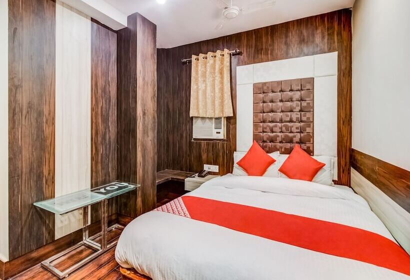 호텔 Meridian By Oyo Rooms