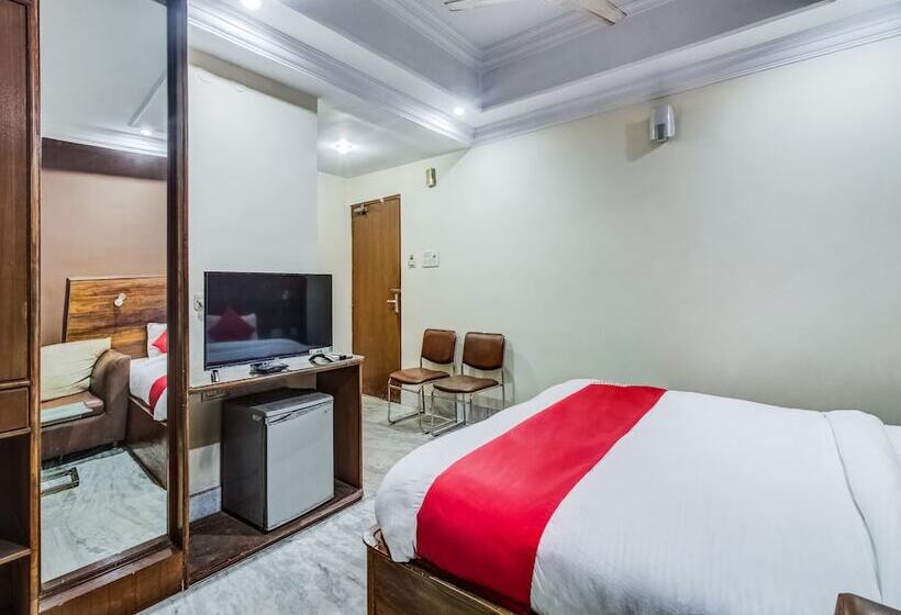 호텔 Meridian By Oyo Rooms