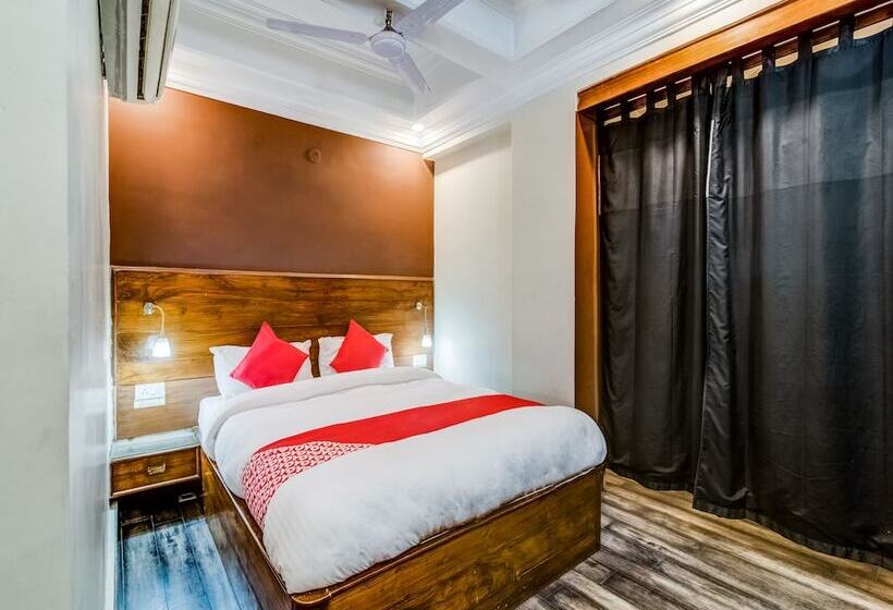 호텔 Meridian By Oyo Rooms