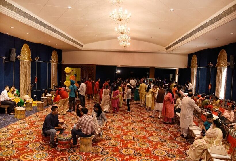 Nirbana Palace A Heritage Hotel And Spa