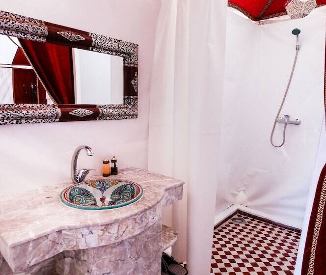 בית מלון כפרי Sahara Magic Luxury Camp