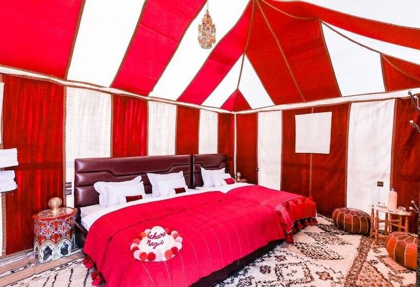 בית מלון כפרי Sahara Magic Luxury Camp