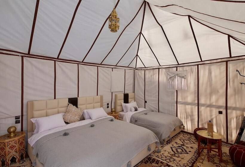 בית מלון כפרי Sahara Magic Luxury Camp