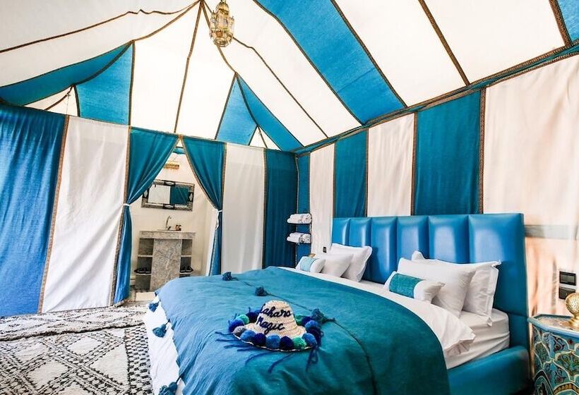 בית מלון כפרי Sahara Magic Luxury Camp