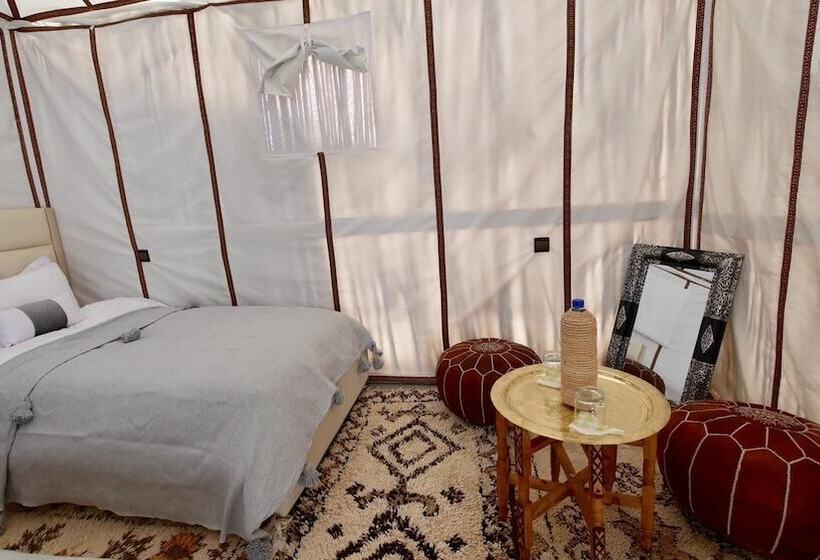 בית מלון כפרי Sahara Magic Luxury Camp