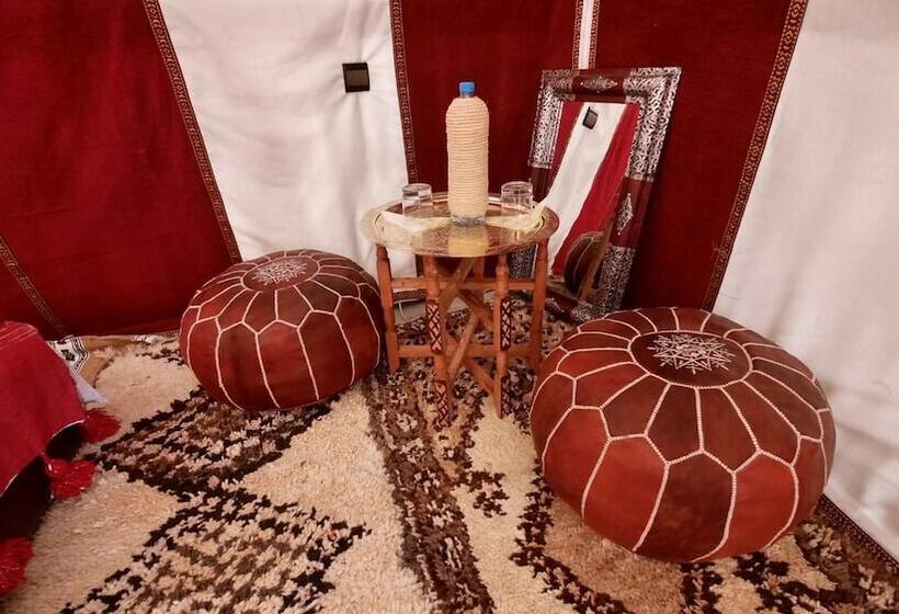 בית מלון כפרי Sahara Magic Luxury Camp