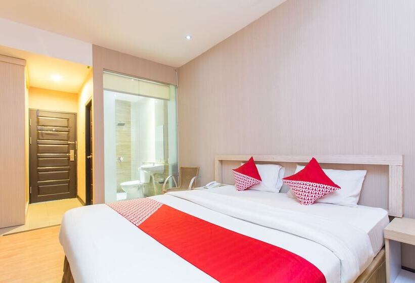 هتل Sejati By Oyo Rooms