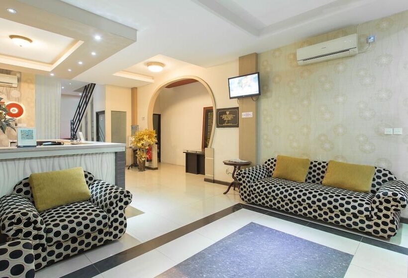 هتل Sejati By Oyo Rooms