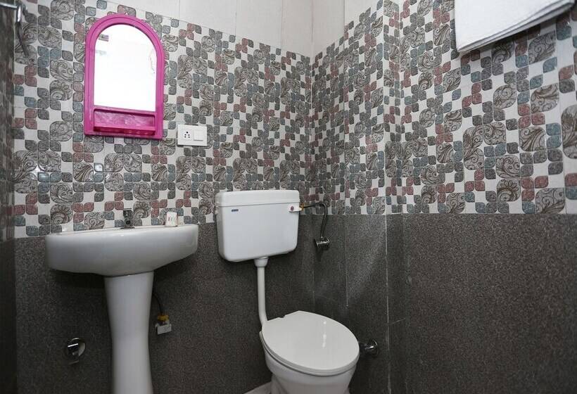 فندق Star By Oyo Rooms